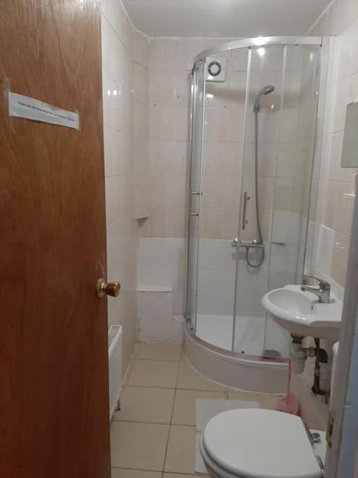 Lovely Budget Double Ensuite In Bricklane London Luaran gambar