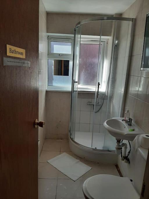 Lovely Budget Double Ensuite In Bricklane London Luaran gambar